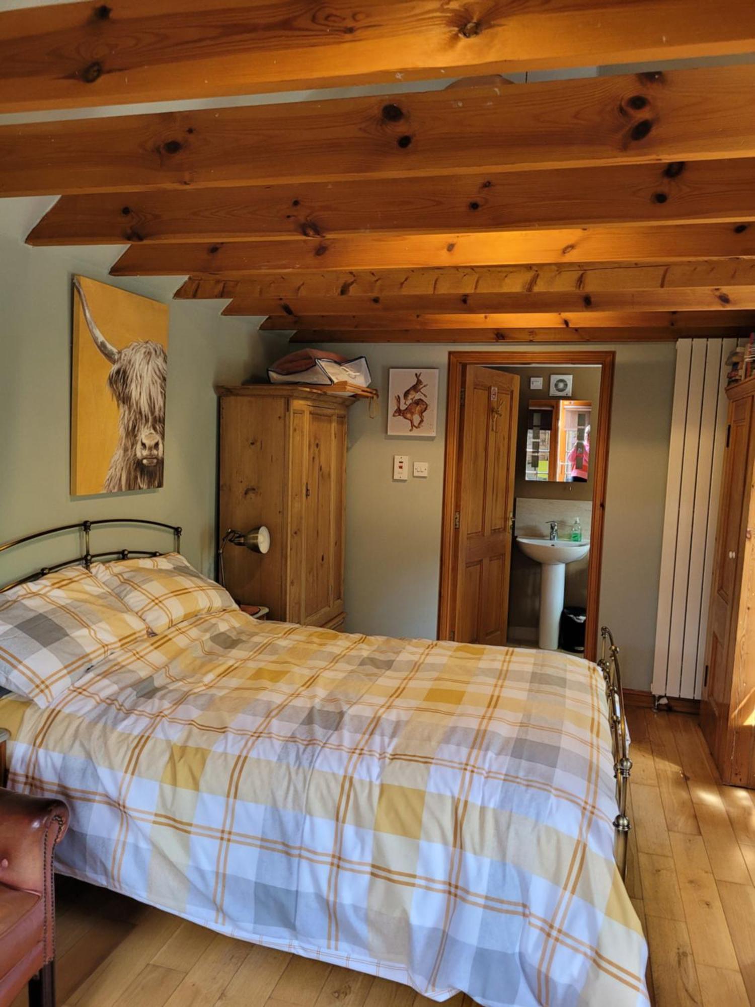 Bed and Breakfast Kirkstyle Hideaway Арброт Экстерьер фото